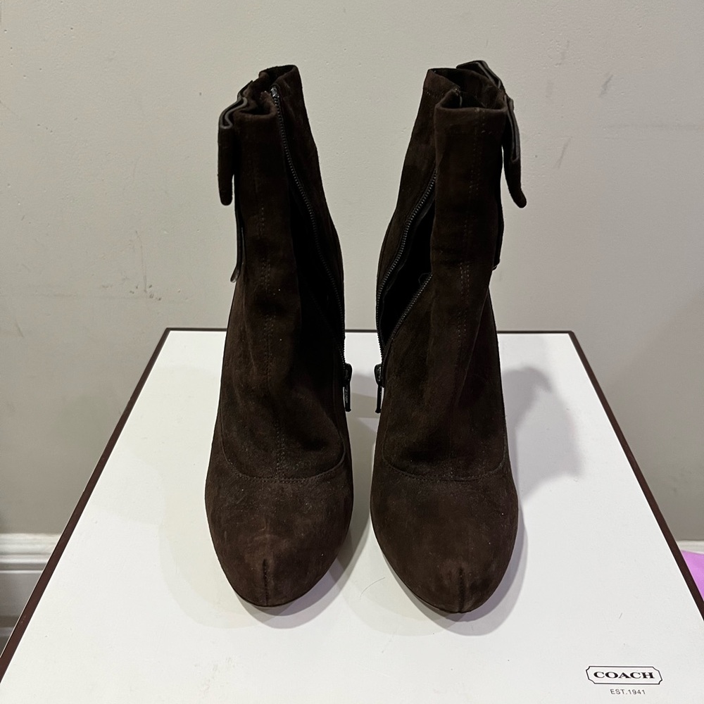 Used only 2x! Coach brown suede platform booties with bow.